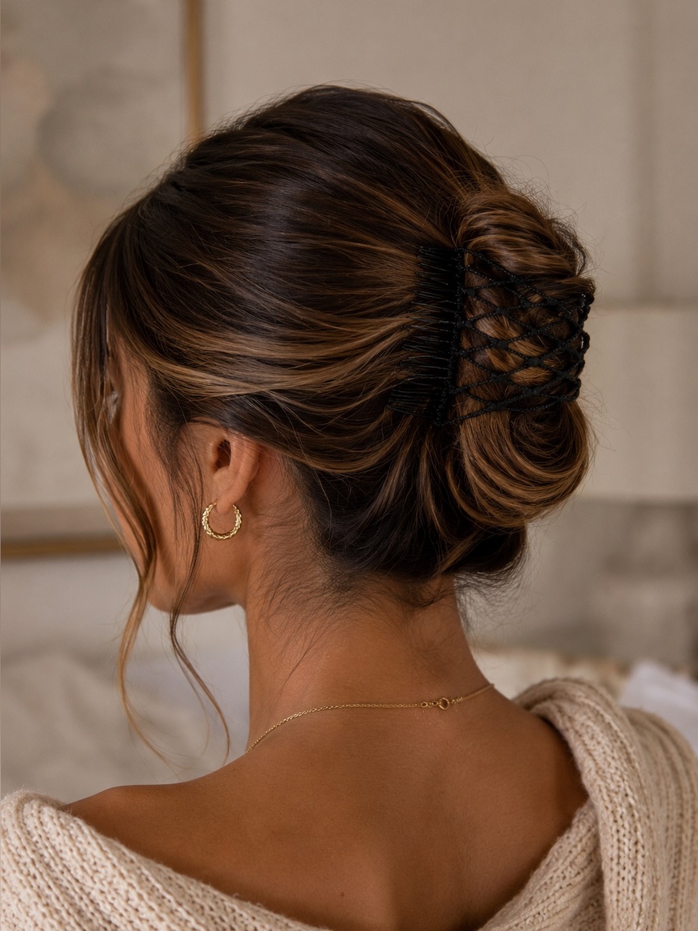 Vintage black elastic hair comb
